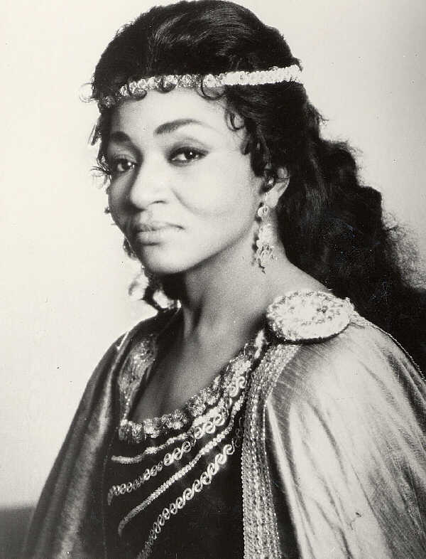 Grace Bumbry as Aida