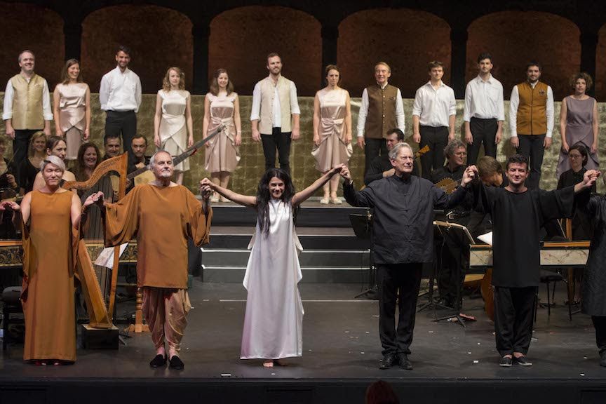 Gardiner, soloists, Monteverdi Choir, and the English Baroque Soloists at the Salzburg Festival
